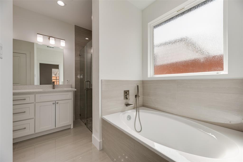 Deerpath Village 03 - Residential