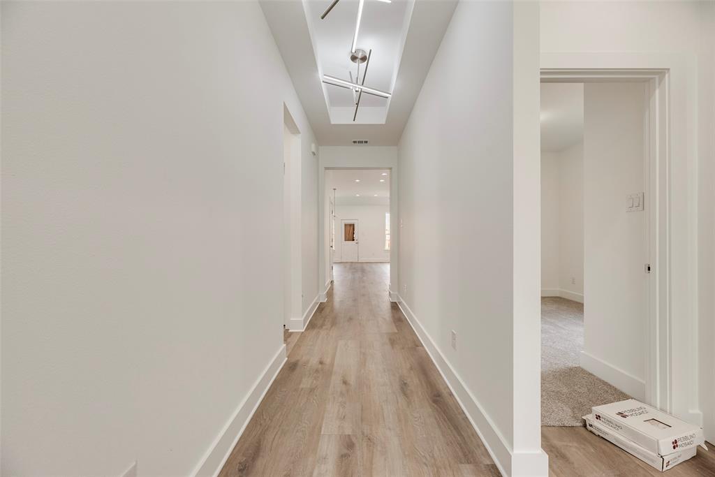 Deerpath Village 03 - Residential