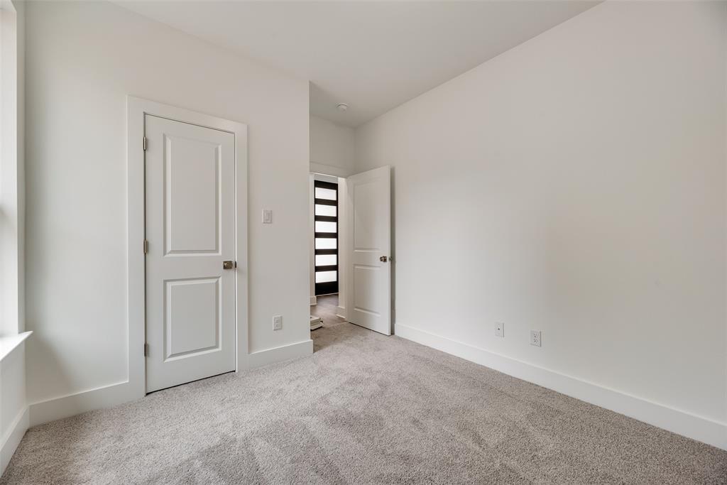 Deerpath Village 03 - Residential