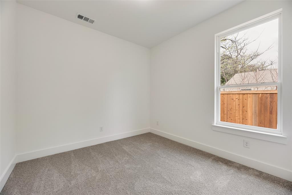 Deerpath Village 03 - Residential