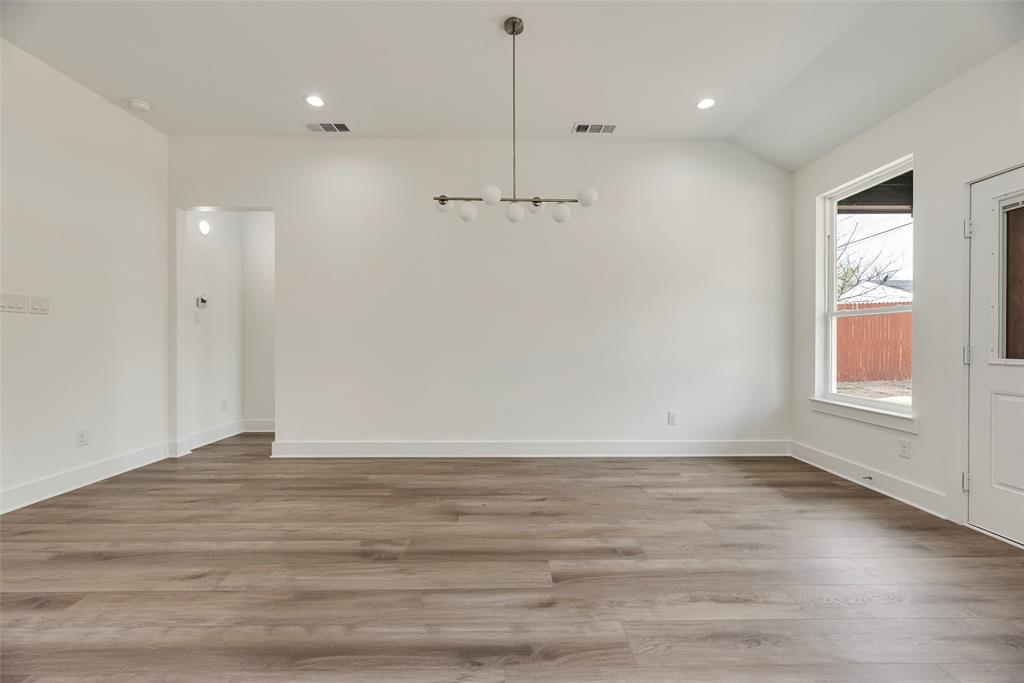 Deerpath Village 03 - Residential