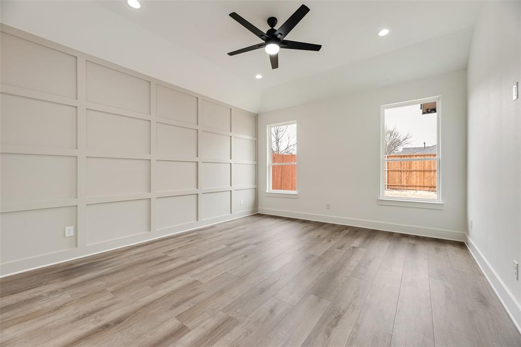 Deerpath Village 03 - Residential