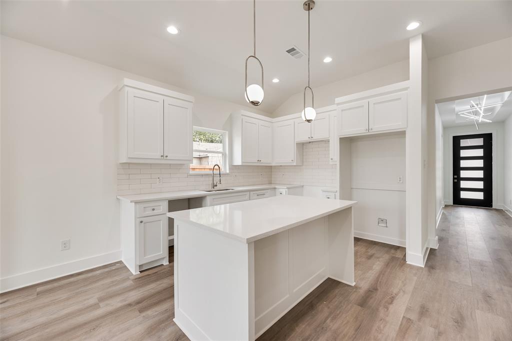 Deerpath Village 03 - Residential