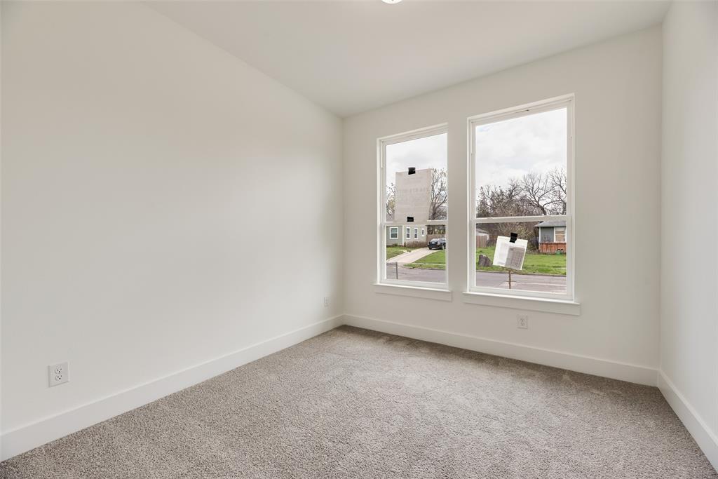 Deerpath Village 03 - Residential