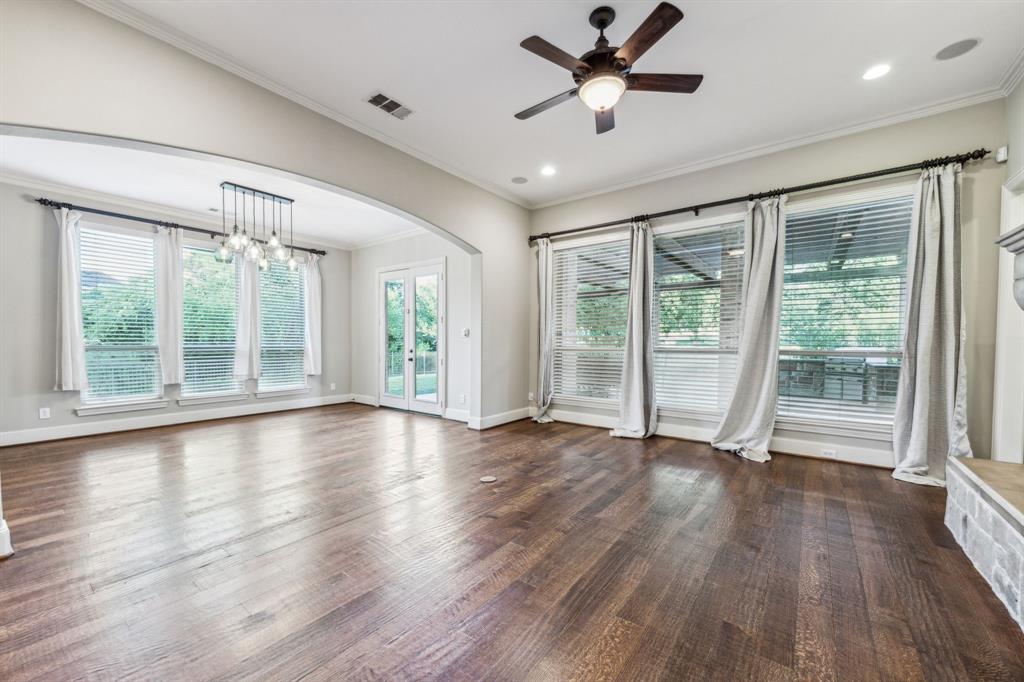 8620 Canyon Crossing