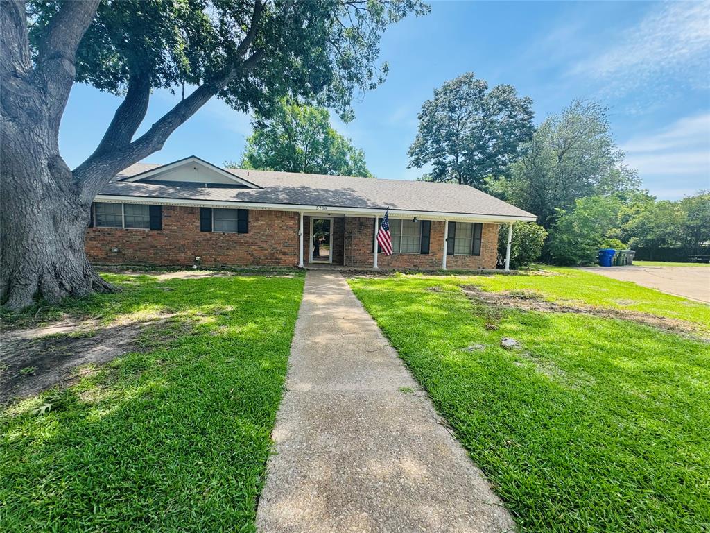 5708 Lakemont Circle