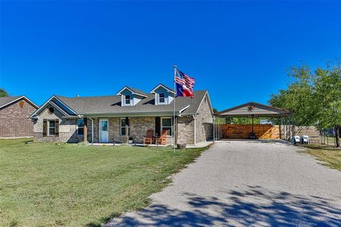 A home in Callisburg