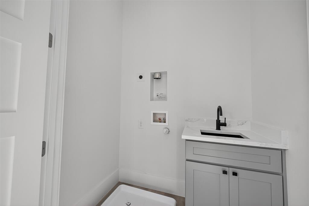 Barcelona Estates - Residential