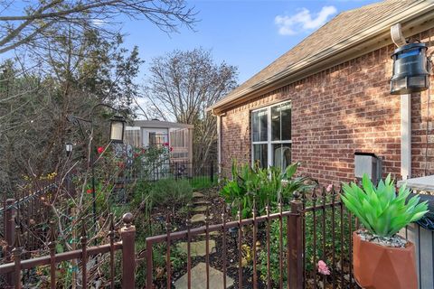 A home in Glen Rose