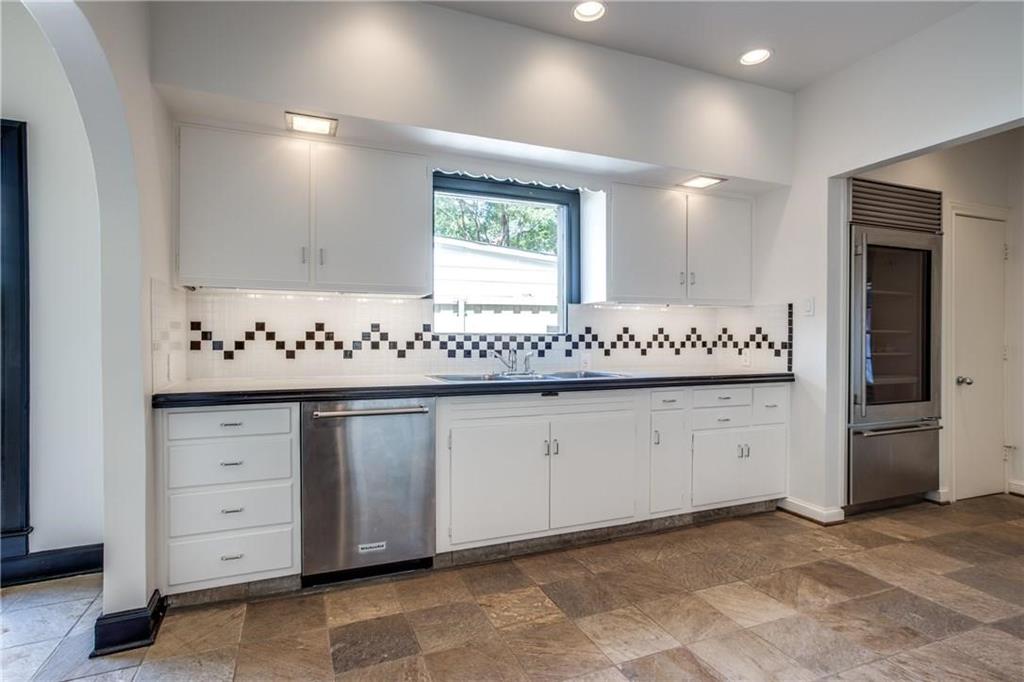 Highland Park - Residential Lease