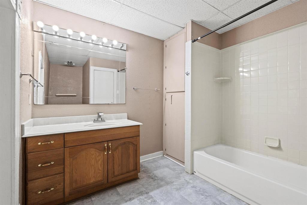 Munson & Purinton - Residential