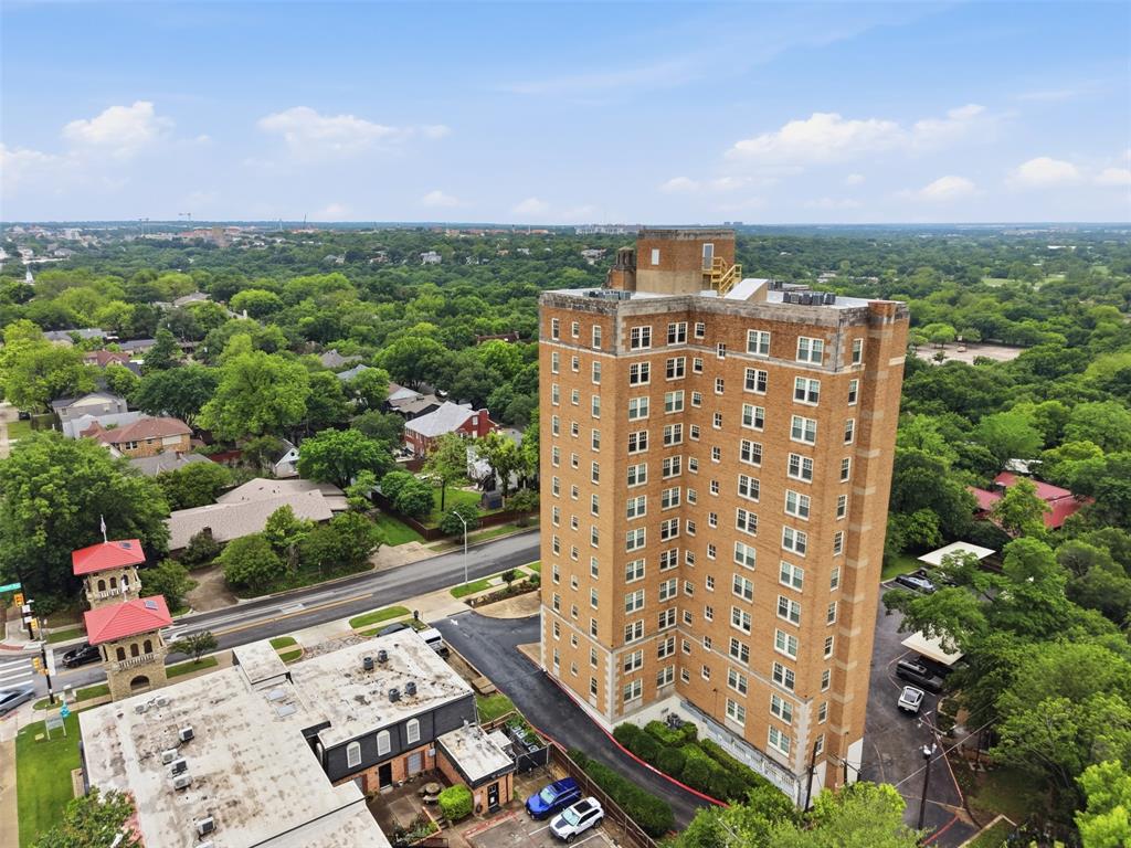 Forest Park Tower Condo - Residential