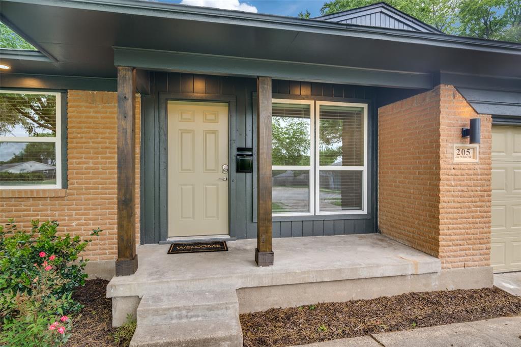 205 Joe White Street
