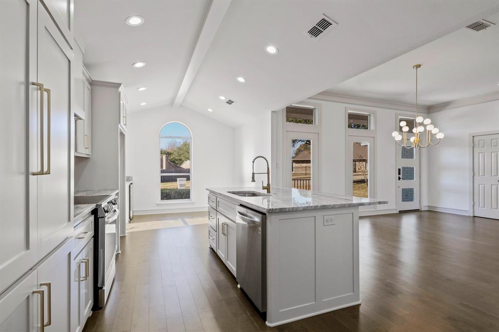 Country Club Estates II - Residential