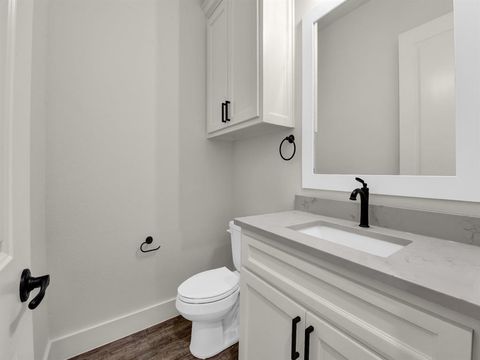 Tiny photo for 305 Wrangler Court, Weatherford, TX 76088 (MLS # 21201012)