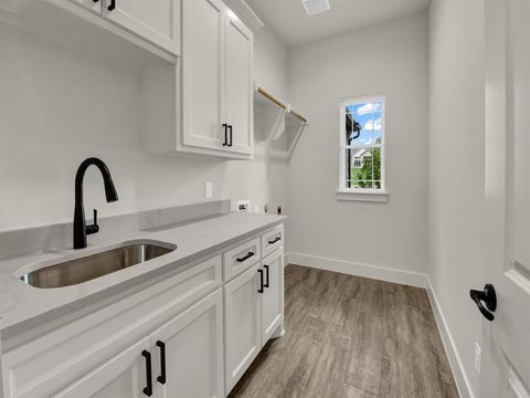 Tiny photo for 305 Wrangler Court, Weatherford, TX 76088 (MLS # 21201012)