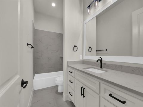 Tiny photo for 305 Wrangler Court, Weatherford, TX 76088 (MLS # 21201012)