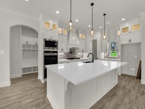 Tiny photo for 305 Wrangler Court, Weatherford, TX 76088 (MLS # 21201012)