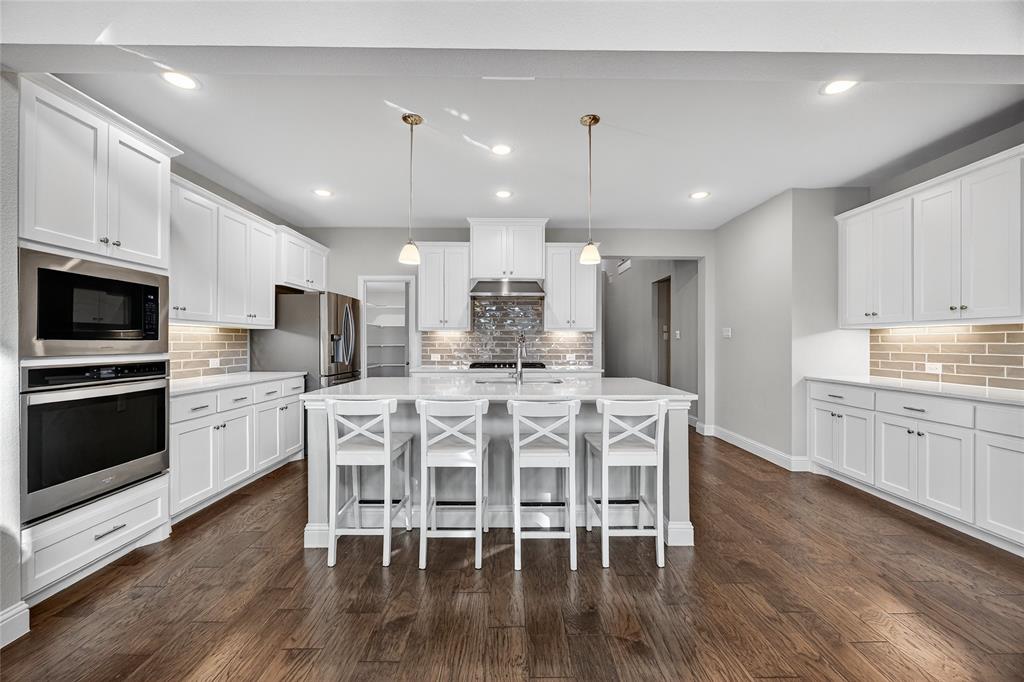 704 Corner Post Path