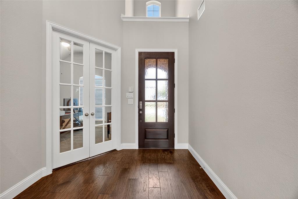 704 Corner Post Path