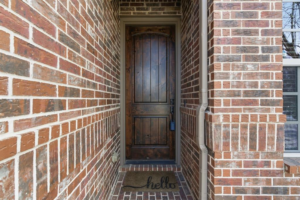 Whispering Oaks Lake Dallas - Residential