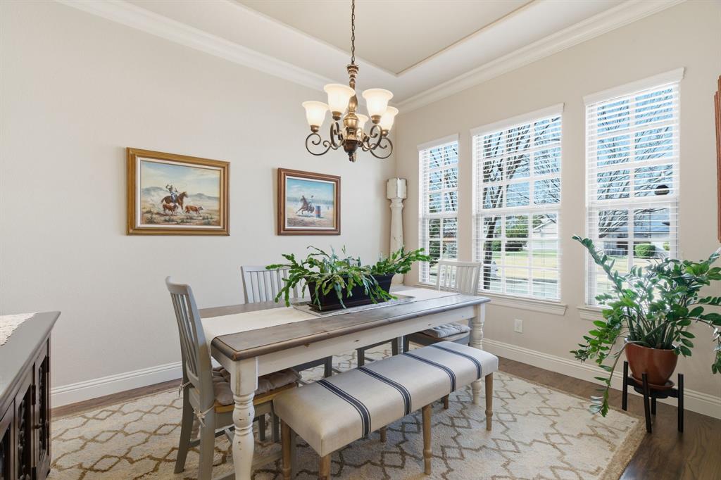 Whispering Oaks Lake Dallas - Residential