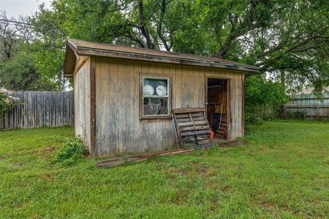 A home in Azle