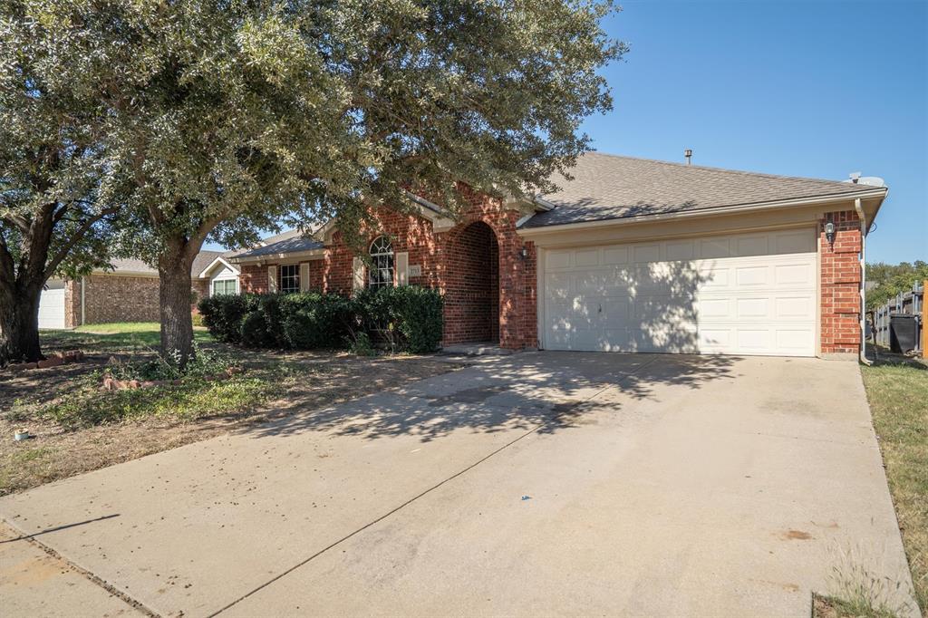 2713 Hilcroft Avenue