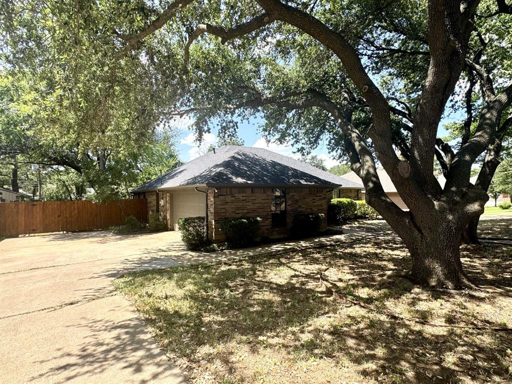 113 NE Timber Ridge Drive