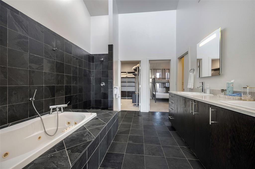 East Side Lofts Add - Residential