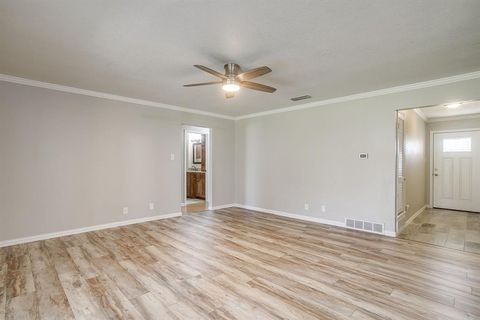 Tiny photo for 5917 Whispering Lane, Watauga, TX 76148 (MLS # 21200354)
