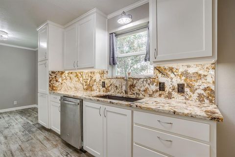 Tiny photo for 5917 Whispering Lane, Watauga, TX 76148 (MLS # 21200354)