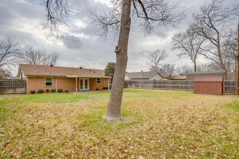 Tiny photo for 5917 Whispering Lane, Watauga, TX 76148 (MLS # 21200354)