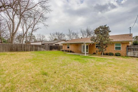 Tiny photo for 5917 Whispering Lane, Watauga, TX 76148 (MLS # 21200354)