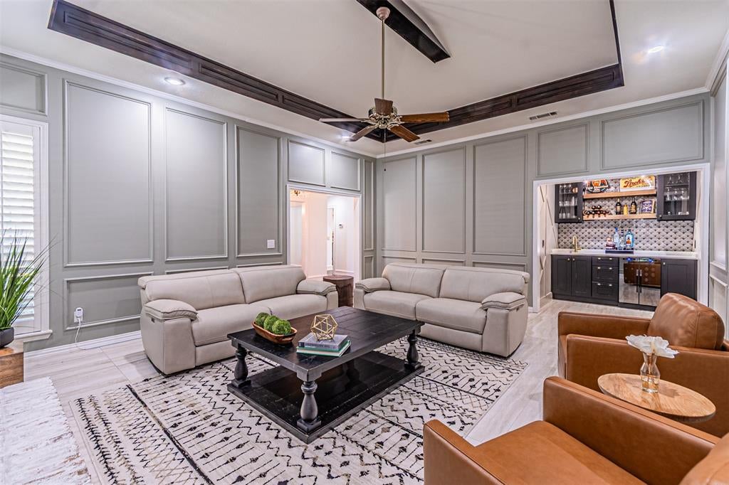 2509 Shadow Lane Drive