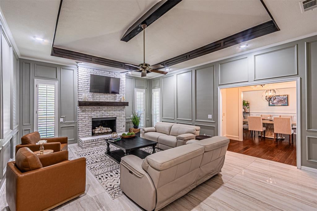 2509 Shadow Lane Drive
