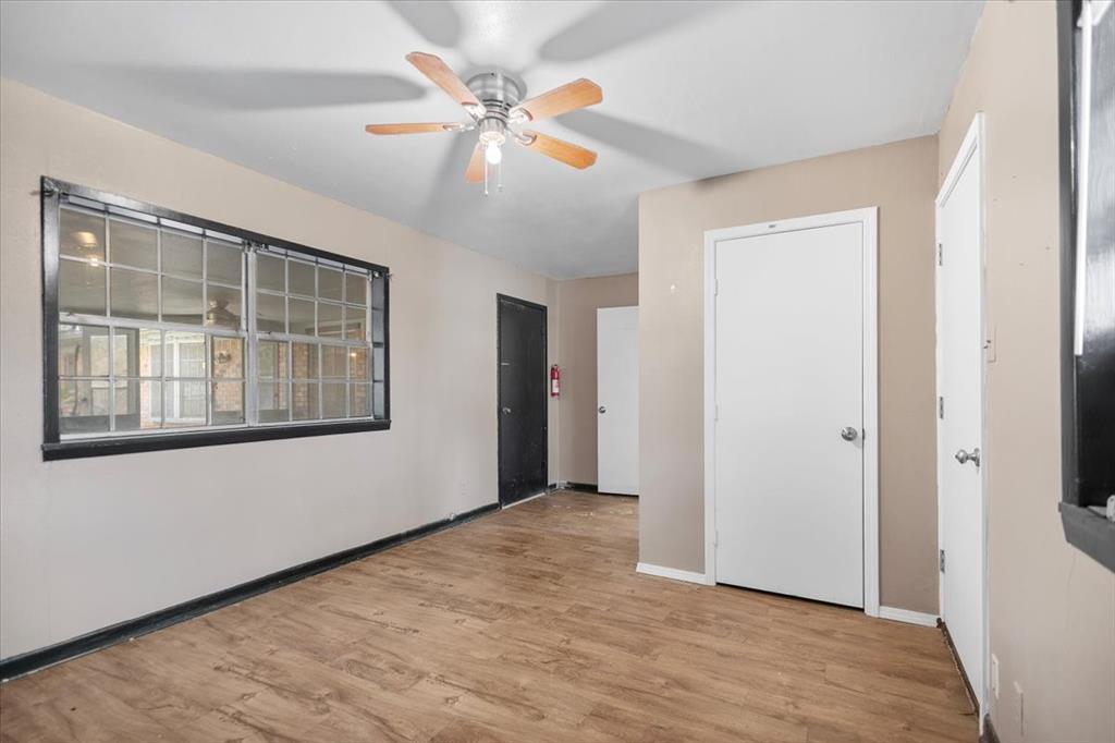 EASTWOODPARK - Residential