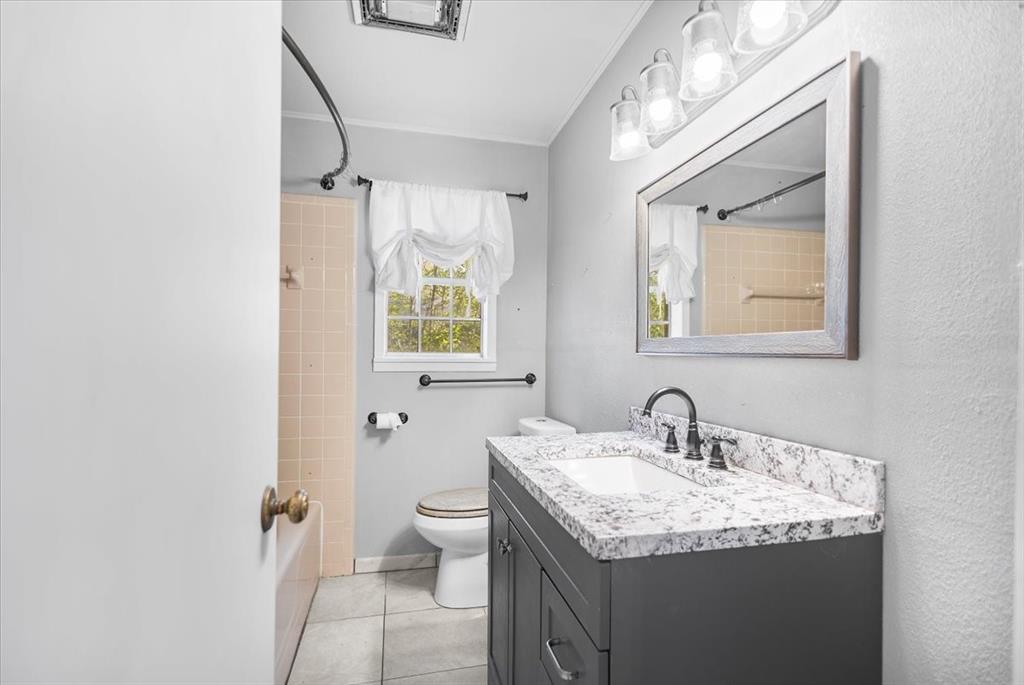 EASTWOODPARK - Residential