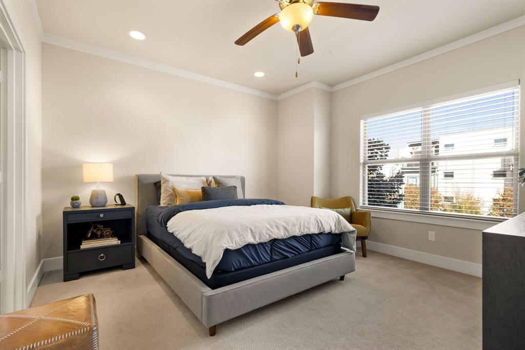 Alta Vista West Twnhm Condo - Residential