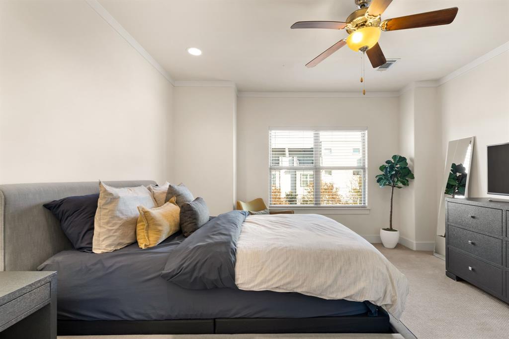 Alta Vista West Twnhm Condo - Residential