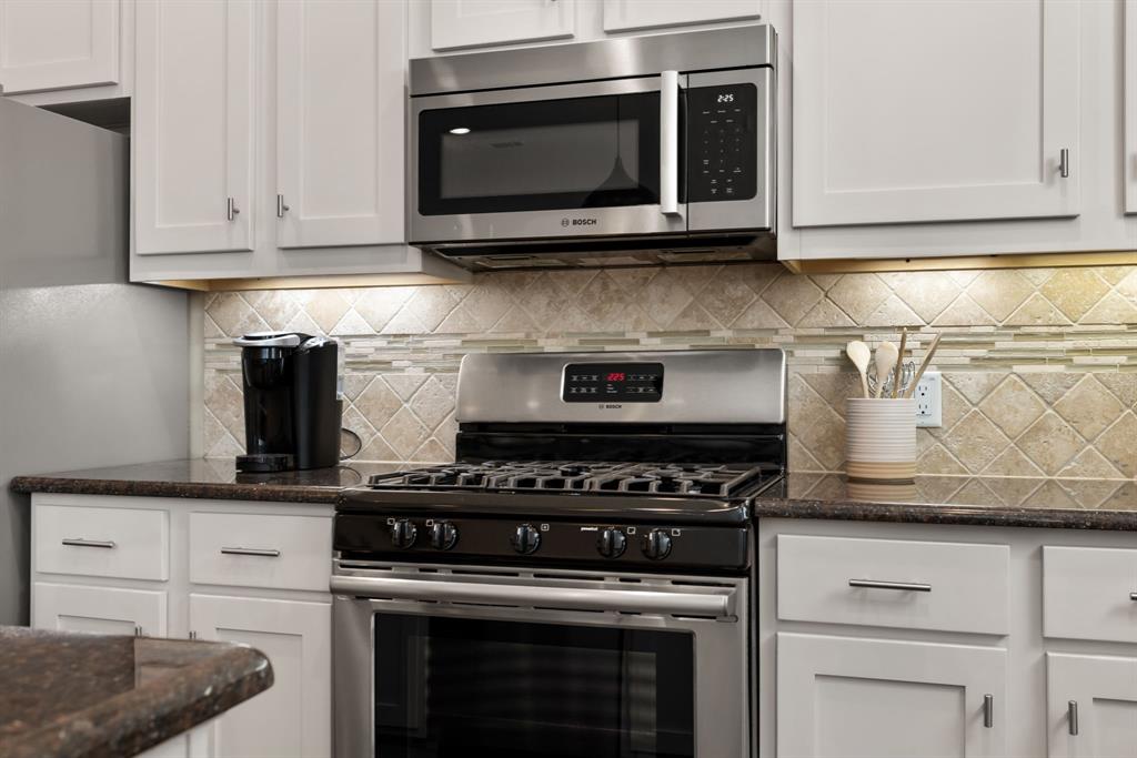 Alta Vista West Twnhm Condo - Residential