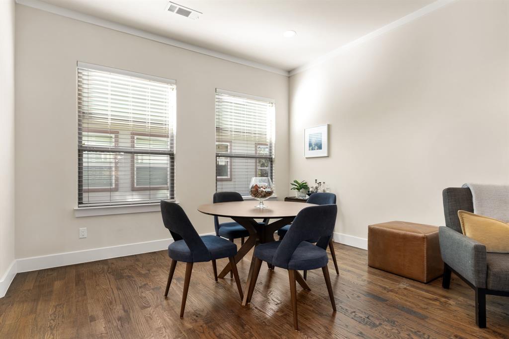 Alta Vista West Twnhm Condo - Residential