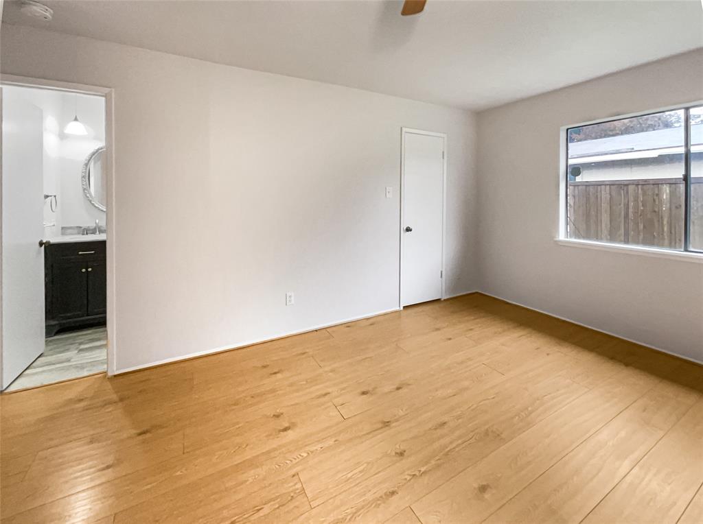 East Park Village 01 - Residential