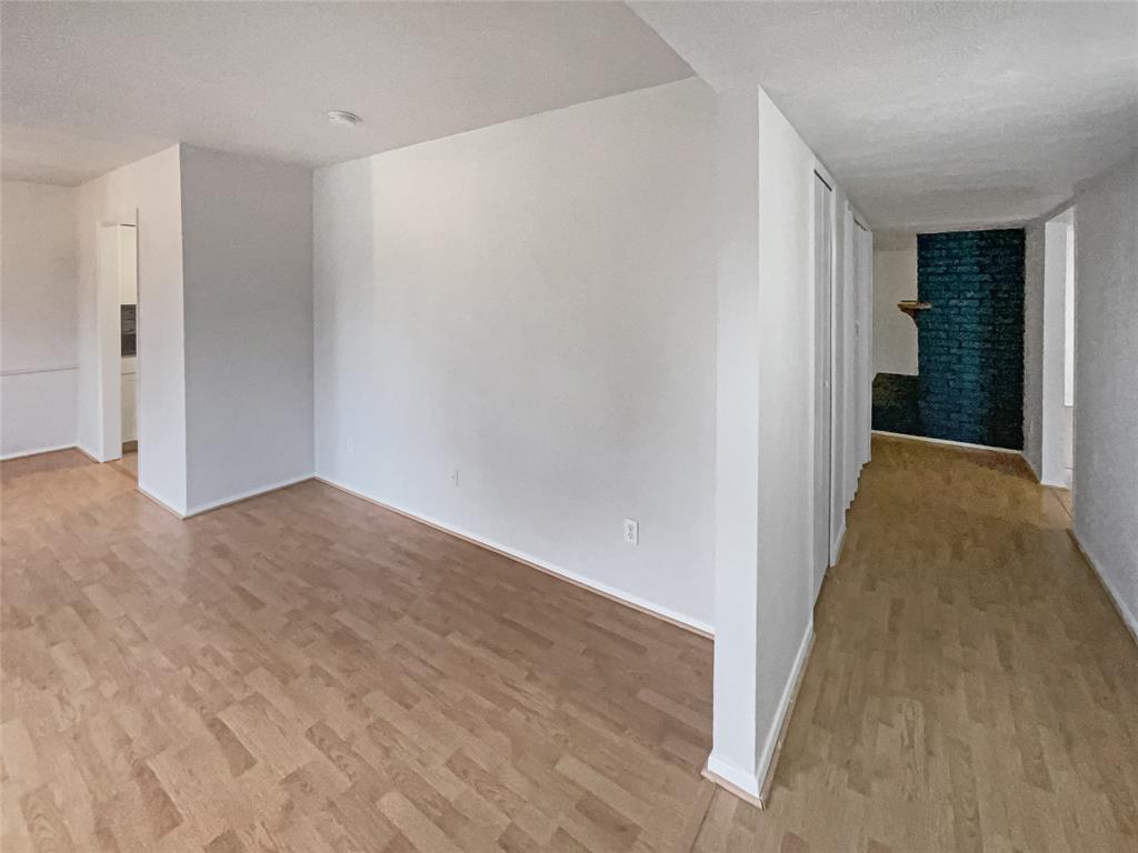 East Park Village 01 - Residential