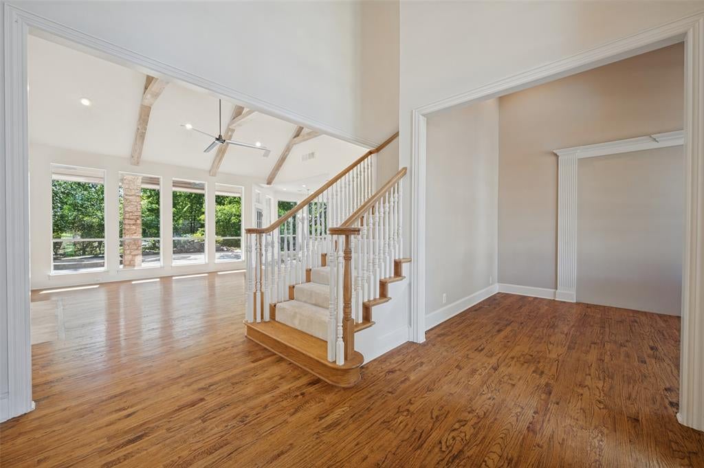 8515 COUNTRY CREEK Lane