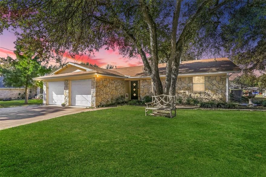 Charming waterfront property with a beautiful view located in the quiet Indian Harbor development of Lake Granbury. This home sits at the end of a quiet cul de sac and has been lovingly maintained. There are so many unique touches to love in this home, like the  original mid century modern front door to the beautiful petrified wood fireplace.  You will also find new flooring throughout the bedrooms and living area.  Both bathrooms have been remodeled within the year. The bedrooms are all nicely sized, and the primary suite offers water views. The living, kitchen and dining areas all flow openly and provide water views from the windows and back door. 
Whether for coffee and sunrises or wine and sunsets, the covered back porch is sure to become one of your favorite places.  
No matter if you love lake living or are just searching for a a charming home in a quiet and friendly neighborhood, this is a gem you don't want to miss.
No sellers disclosure or survey are available.