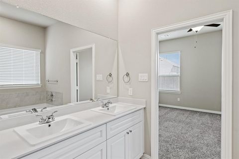 Tiny photo for 3941 Lakefield Drive, Heartland, TX 75114 (MLS # 21100580)
