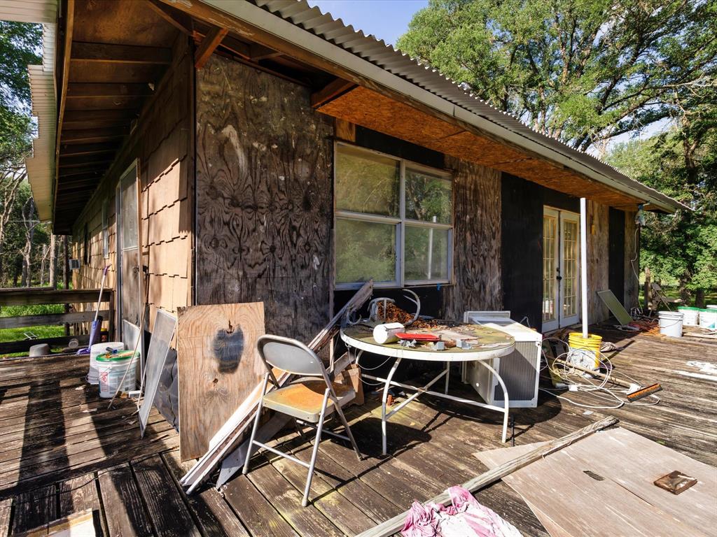 7033 River Trail