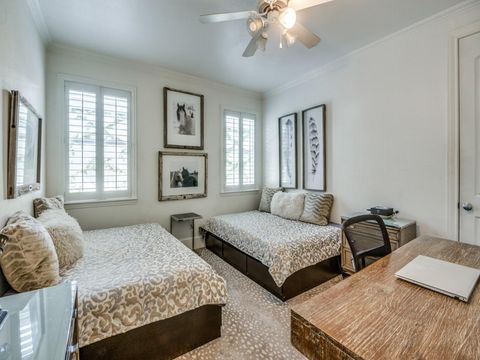 Tiny photo for 6702 Oriole Drive, Dallas, TX 75209 (MLS # 21088103)