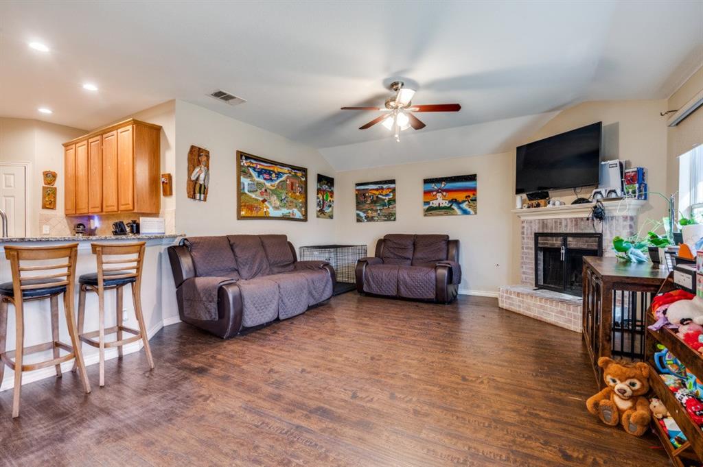 Vistawood - Residential